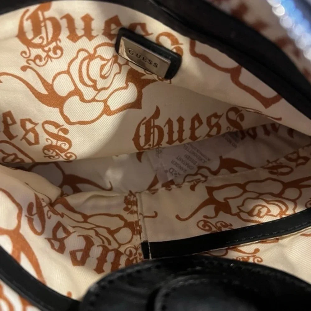GUESS Black Leather‎ Shoulder Bag Y2K Silver Hardware Zip Hobo Purse